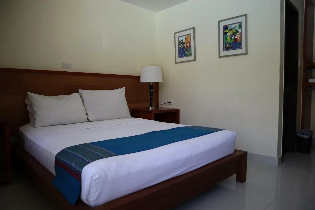 Domicilio Lorenzo Davao 2*,
