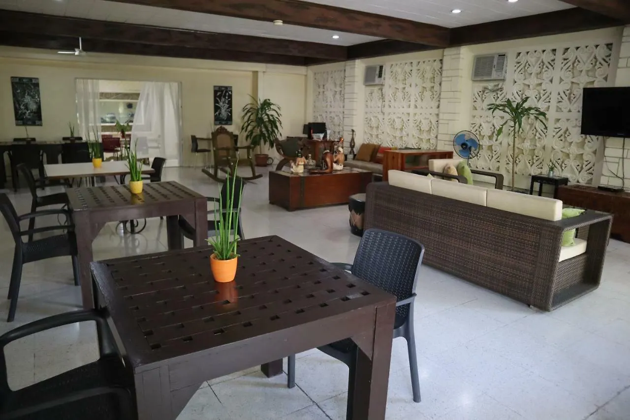 Domicilio Lorenzo Davao 2*,